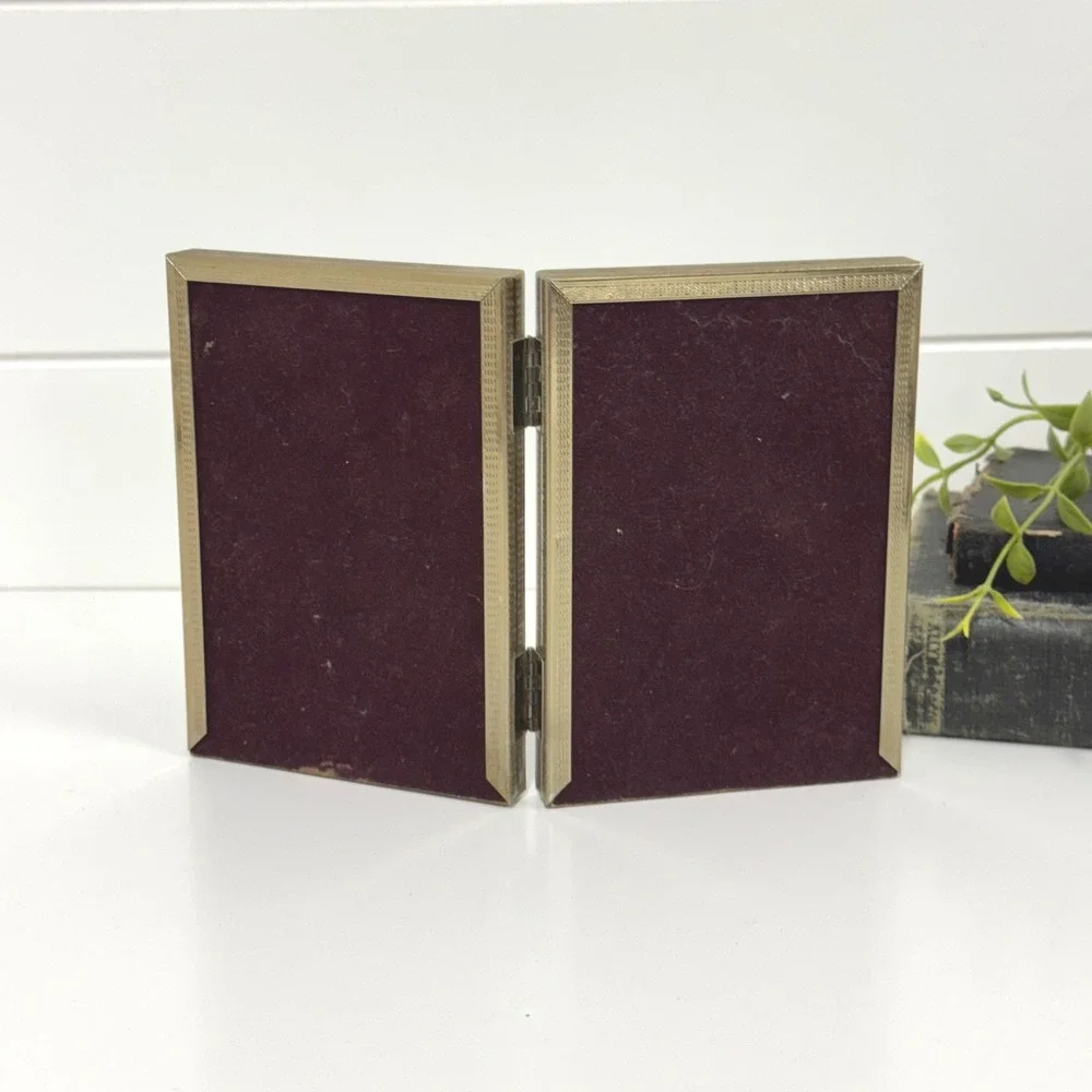 Vintage Ornate Brass Double Folding Picture Frame Embossed Floral Hinged 3.5 x 5